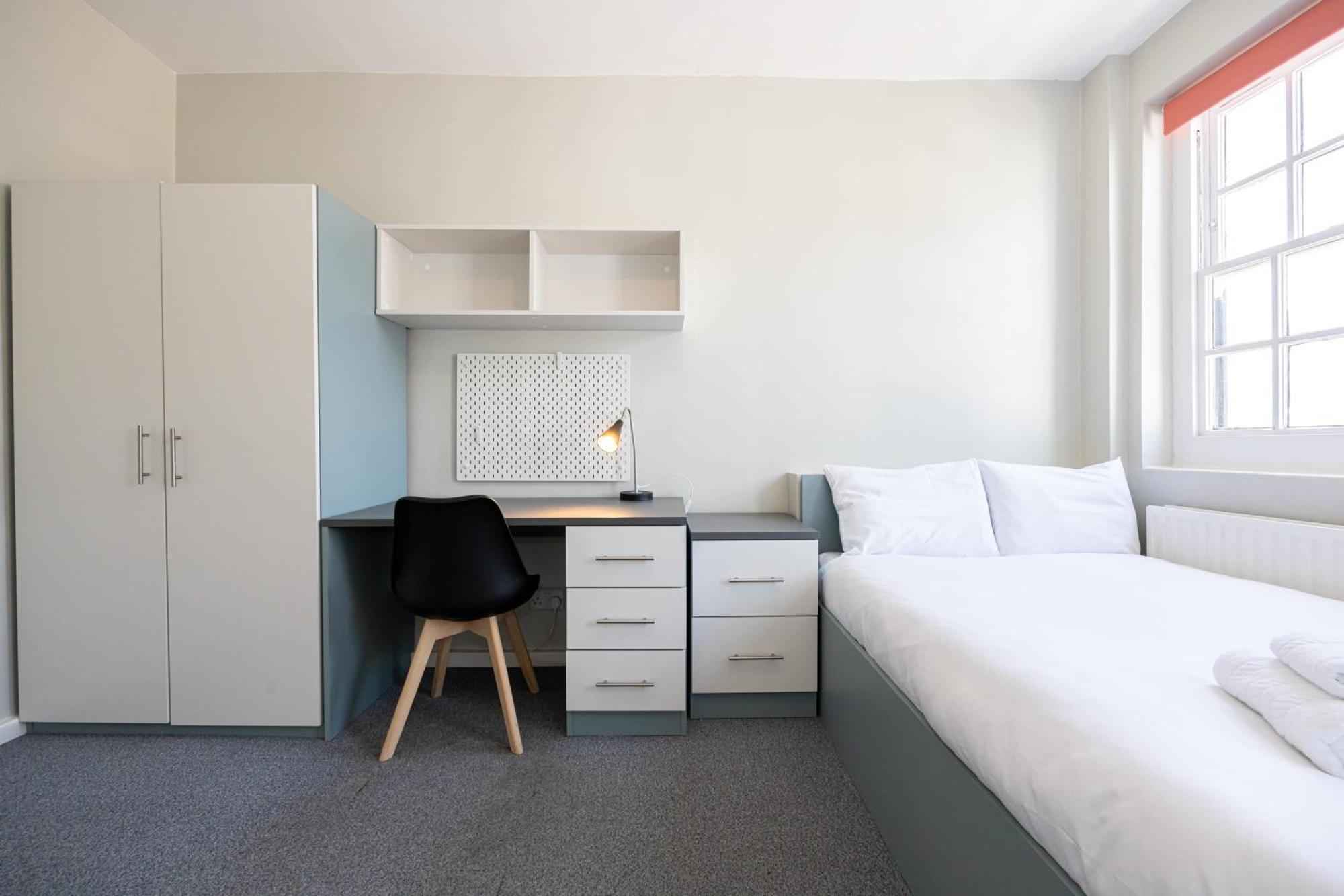 Spacious Room With Shared Facilities ลอนดอน ภายนอก รูปภาพ