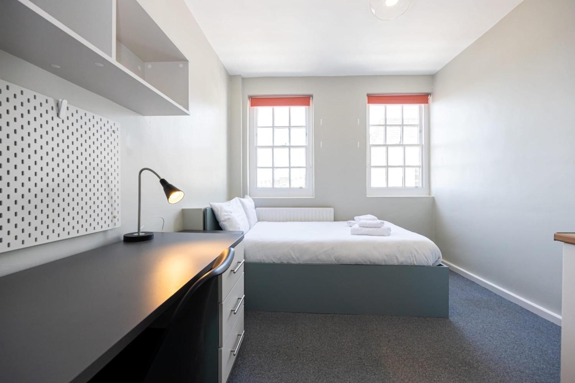 Spacious Room With Shared Facilities ลอนดอน ภายนอก รูปภาพ